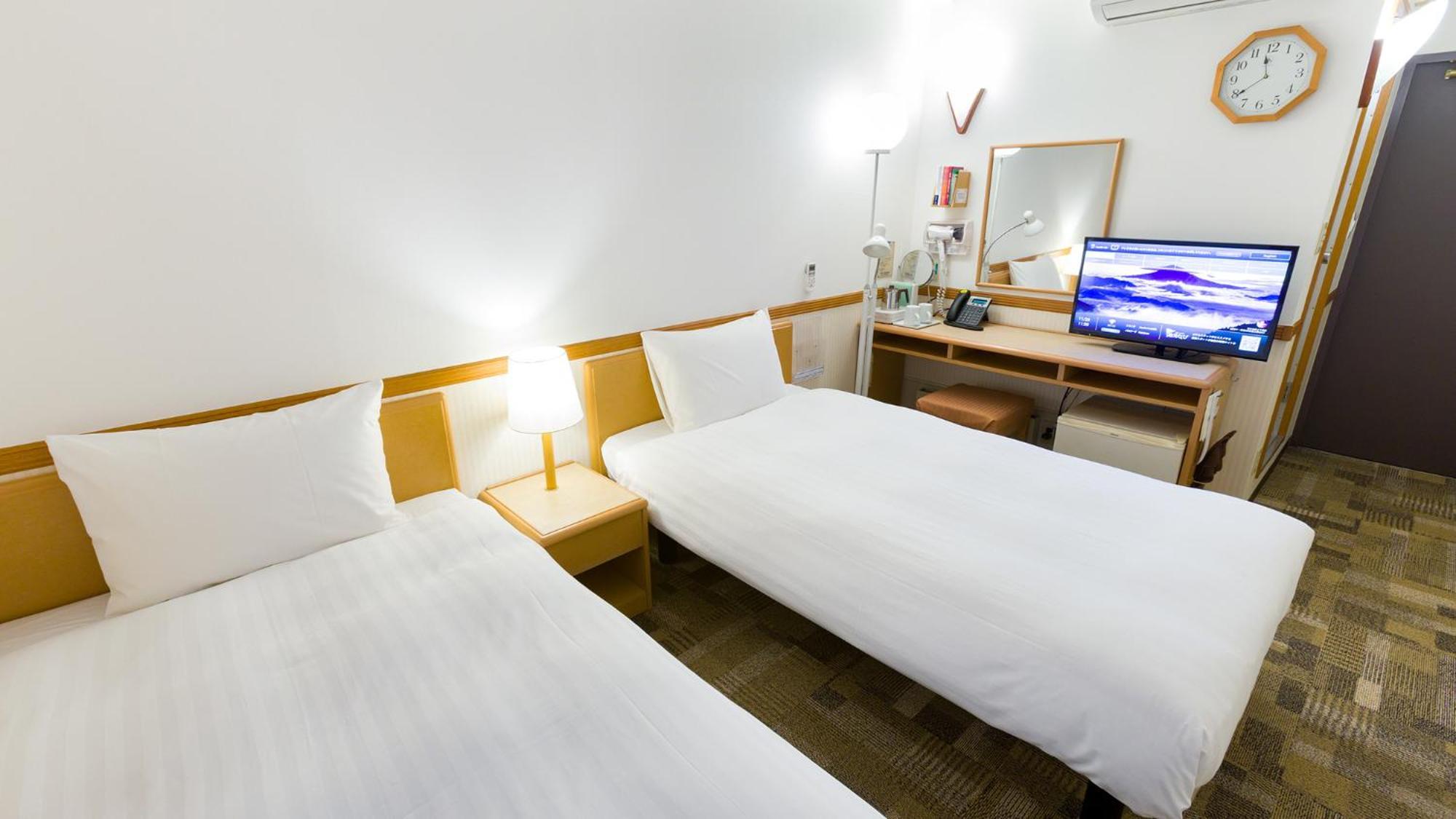Toyoko Inn Shin-Yatsushiro Ekimae Habitación foto