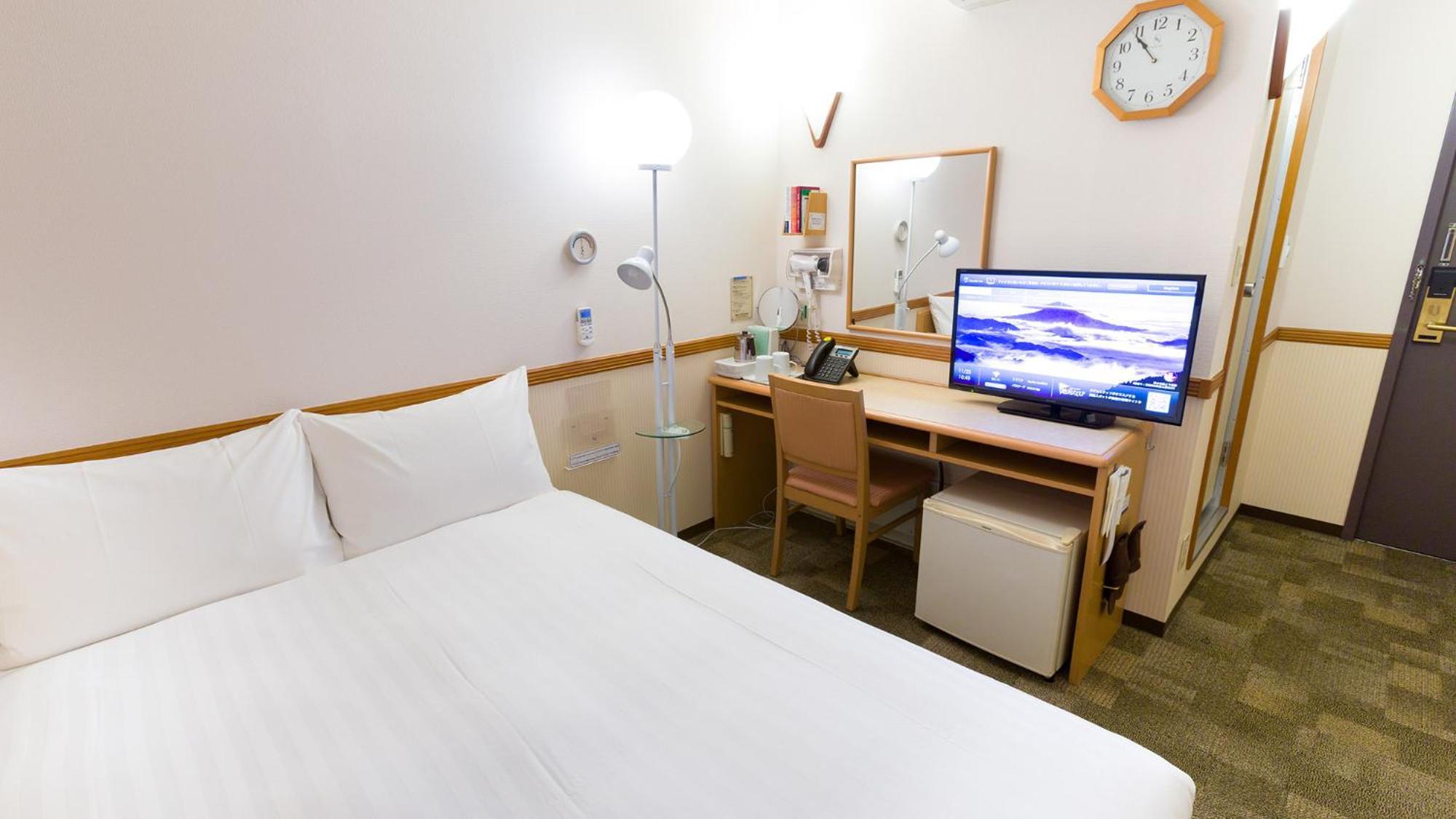 Toyoko Inn Shin-Yatsushiro Ekimae Habitación foto